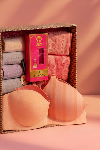 باکس پک هدیه لباس زیر به همراه ادکلن اشانتیون