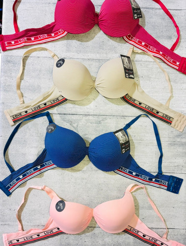 سوتین اسفنجی کاپدار فنردار نیم جک وارداتی