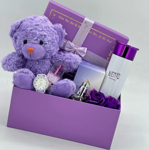 باکس هدیه خرس و ساعت و اکسسوری دخترانه و زنانه | کادو تولد و ولنتاین و روز زن